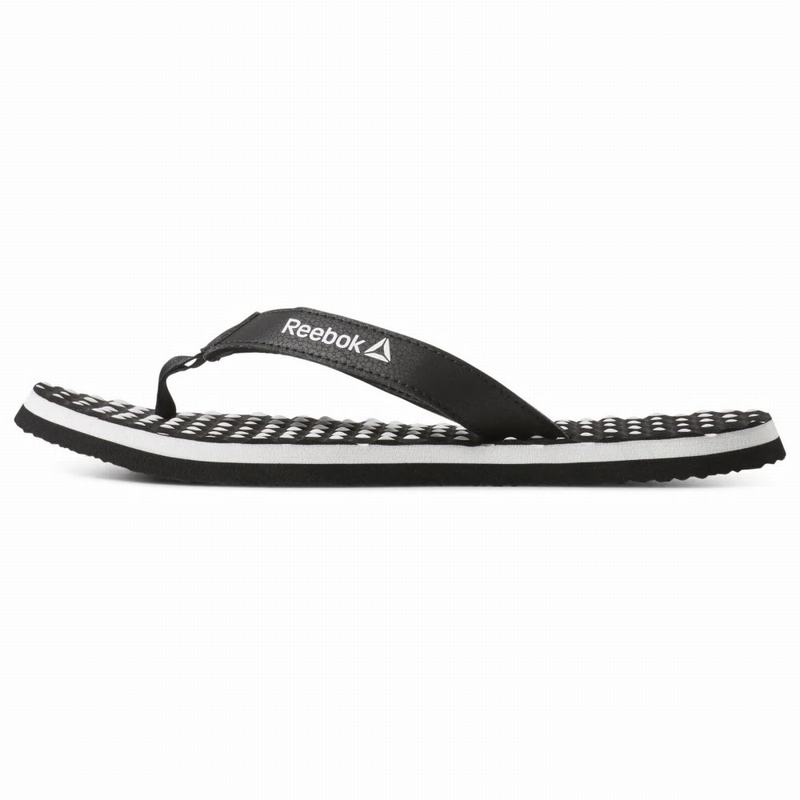 Papuci Reebok Misces Dama Negrii/Albi Romania SW2228YA